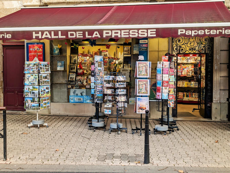 Fonds de commerce - Magasins - 70 m²