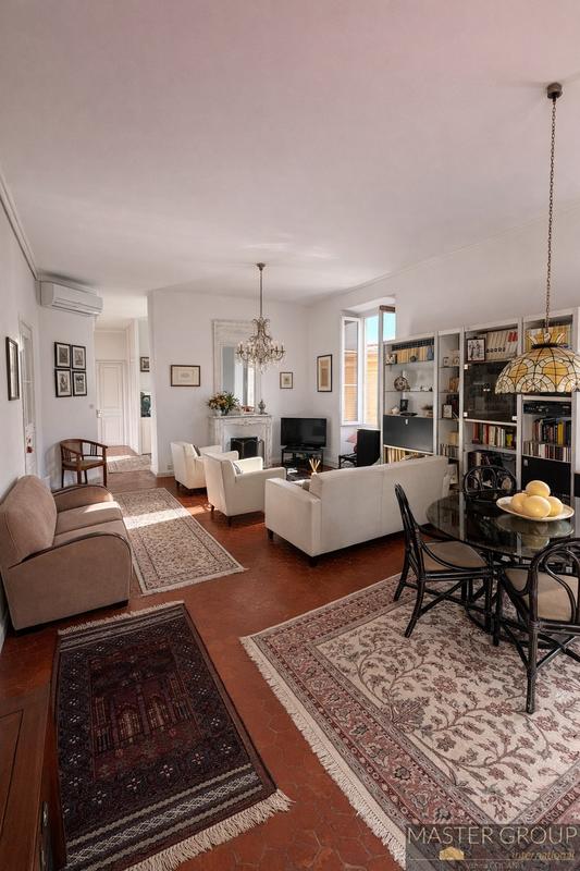 Appartement - 93 m² - 3 pièces