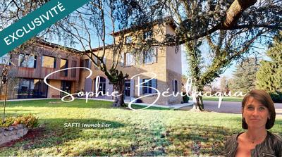 Maison - 388 m² - 10 pièces