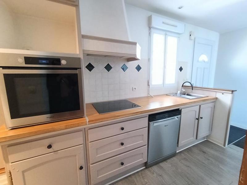 Maison - 96 m² - 6 pièces