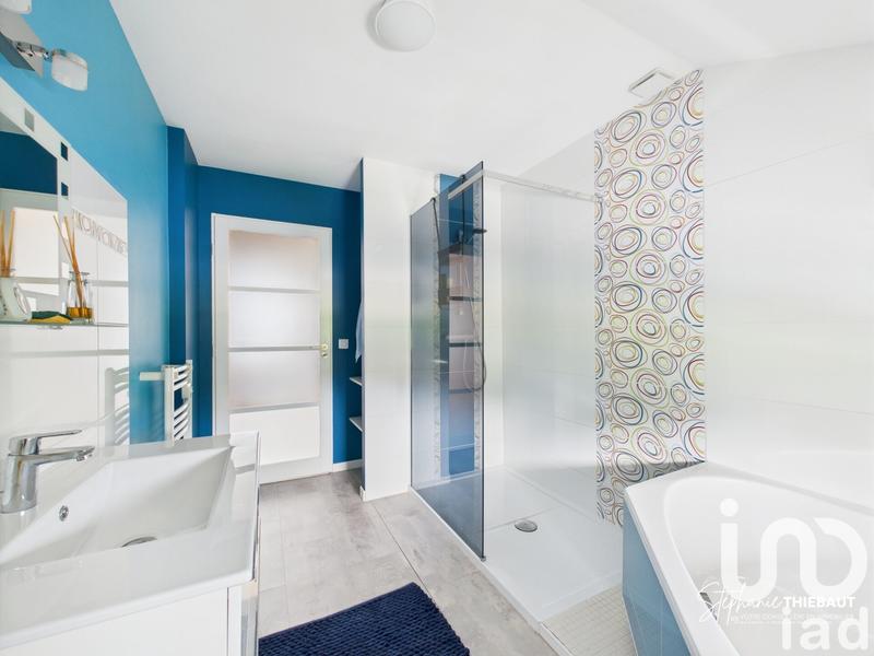 Maison - 165 m² - 6 pièces