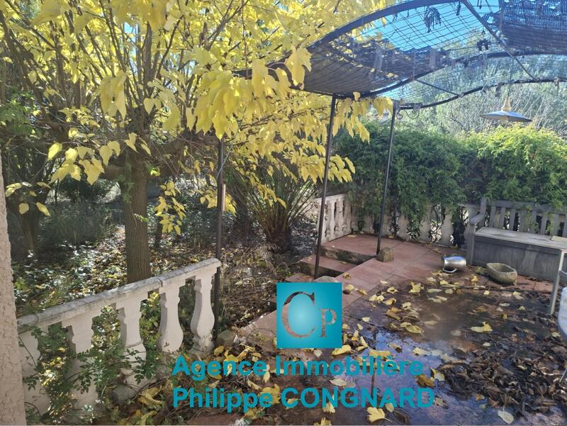 Maison - 96 m² - 3 pièces