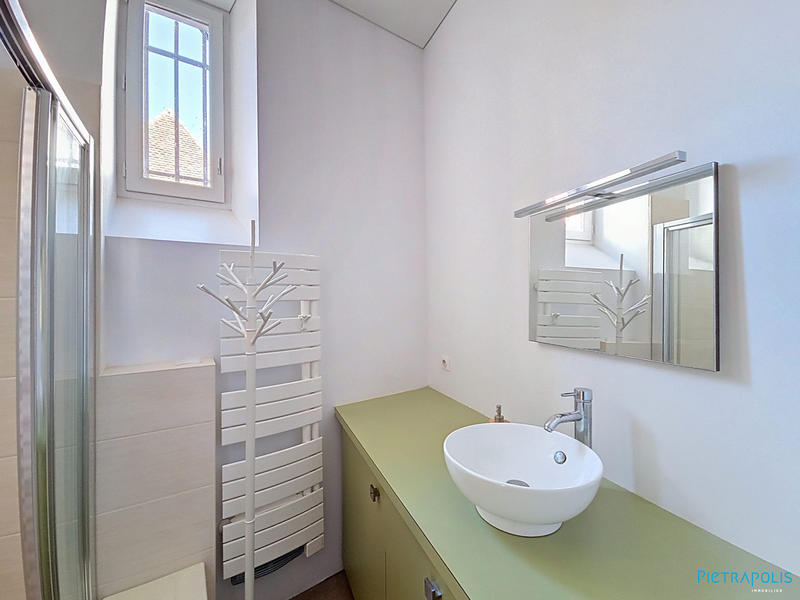 Appartement - 142 m² - 6 pièces