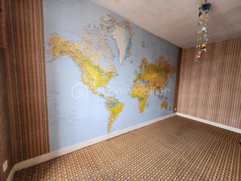 Maison de ville - 260 m² - 9 pièces