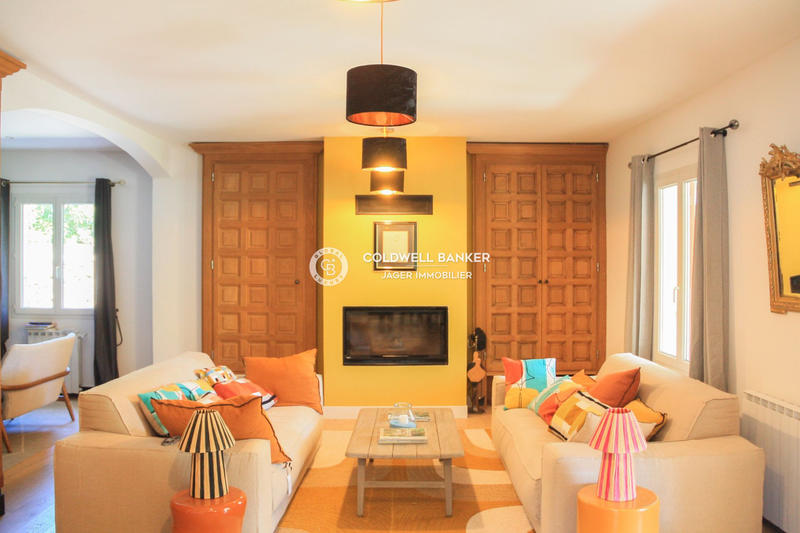 Villa - 200 m² - 6 pièces