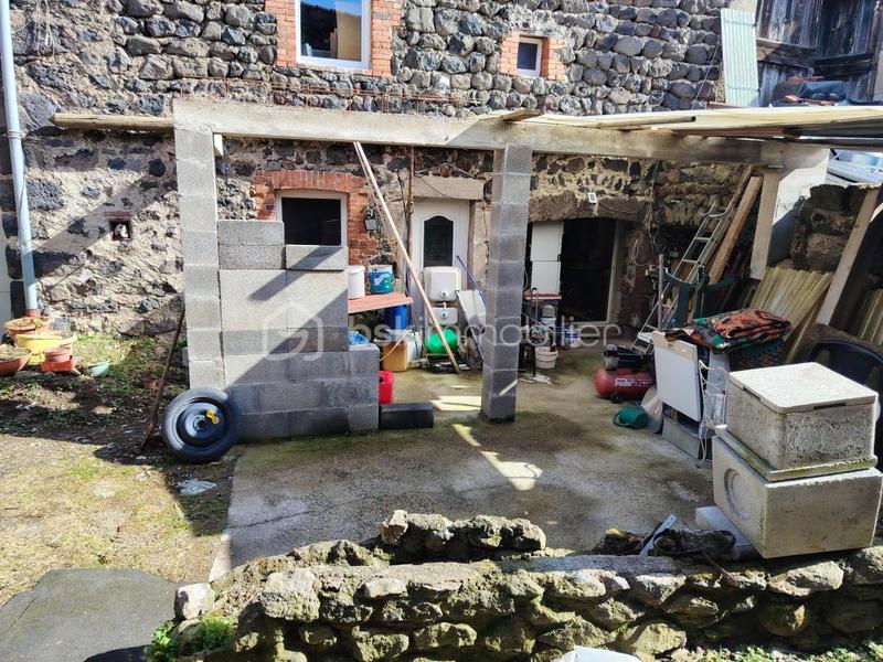 Maison - 101 m² - 3 pièces