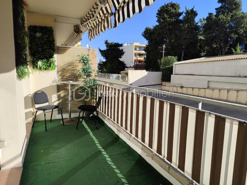 Appartement - 75 m² - 3 pièces