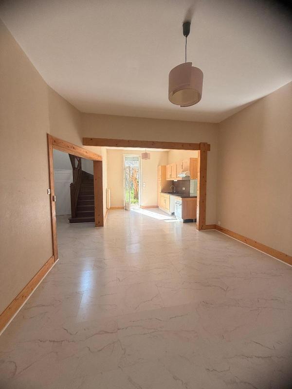 Maison - 96 m² - 4 pièces