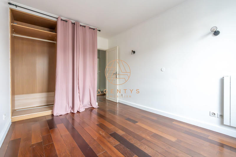 Appartement - 80 m² - 3 pièces