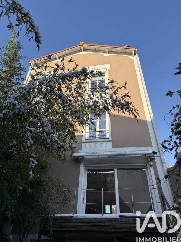 Maison - 183 m² - 6 pièces