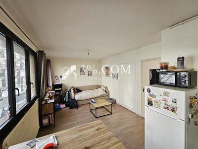 Studio - 25 m² - 1 pièce