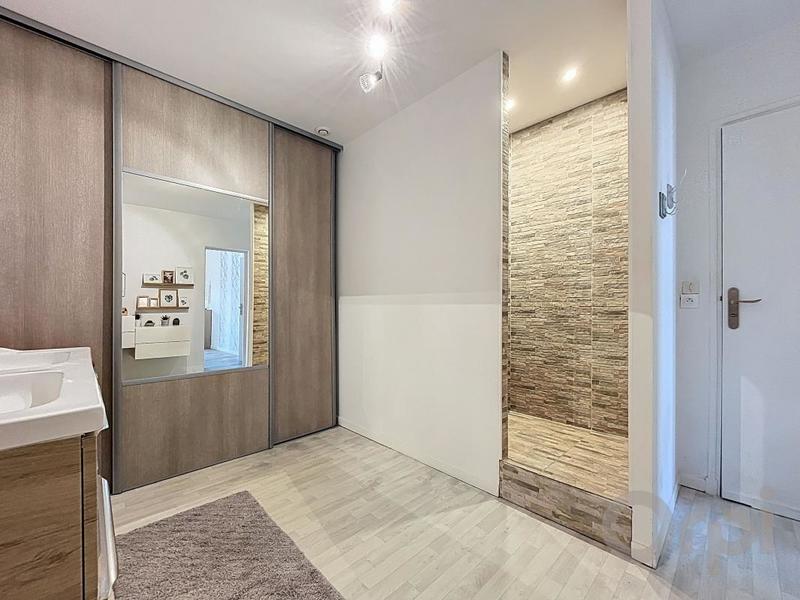 Maison - 143 m² - 5 pièces