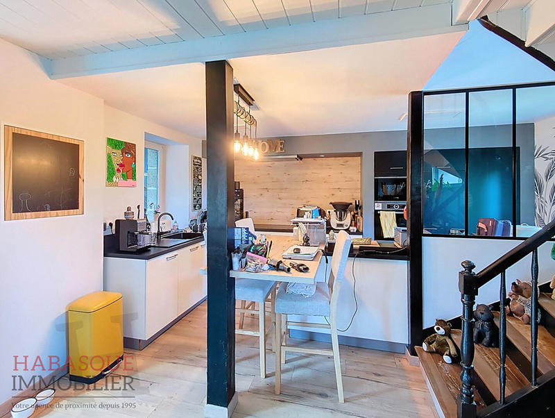 Maison - 157 m² - 6 pièces