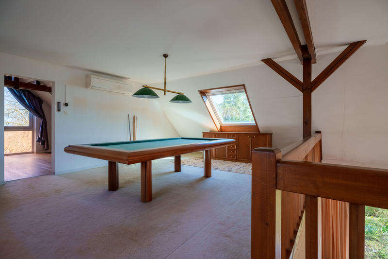 Villa - 323 m² - 9 pièces