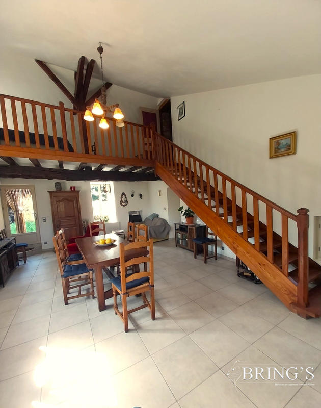 Maison - 120 m² - 5 pièces