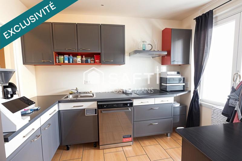 Maison - 180 m² - 8 pièces