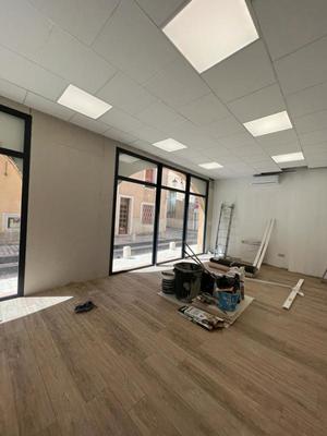 Local commercial - 33 m² - 2 pièces