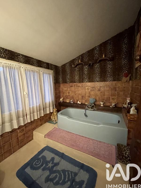 Maison - 161 m² - 5 pièces