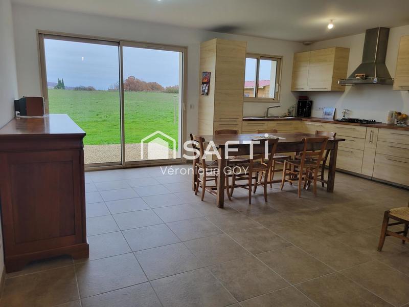 Maison - 110 m² - 4 pièces