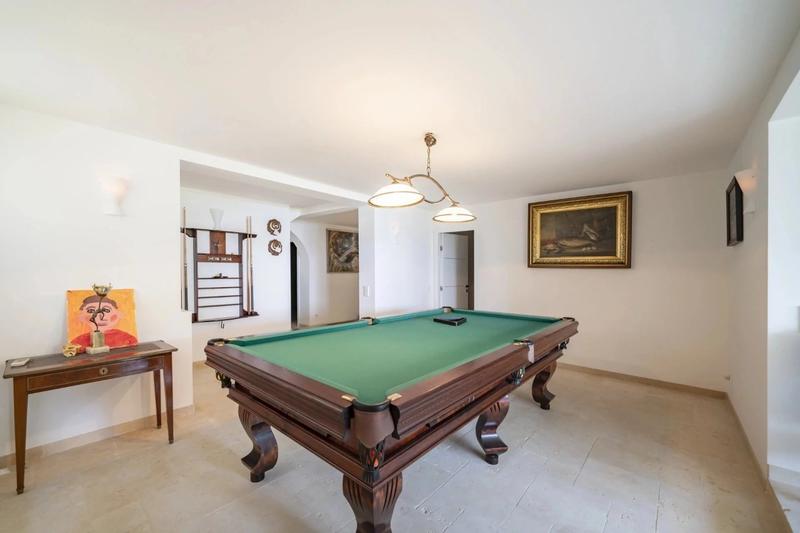 Villa - 400 m² - 7 pièces