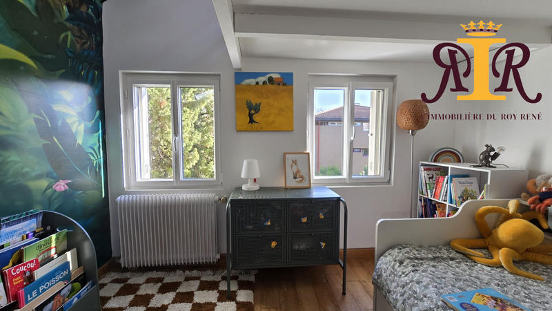 Appartement - 80 m² - 4 pièces