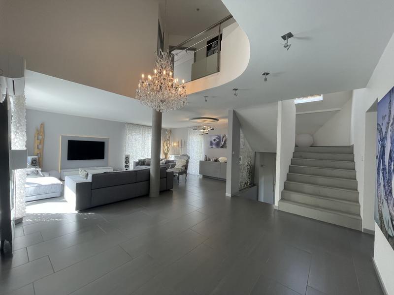 Maison contemporaine - 154 m² - 7 pièces