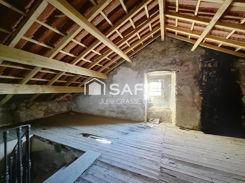 Maison - 102 m² - 5 pièces