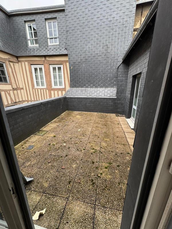 Appartement - 280 m² - 11 pièces