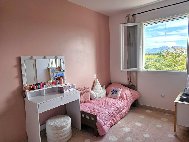 Villa - 90 m² - 5 pièces