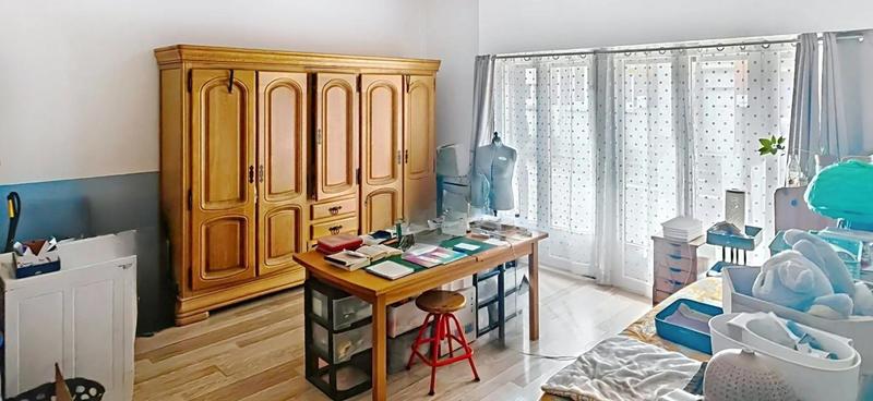 Maison - 350 m² - 12 pièces