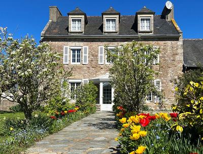 Maison - 146 m² - 7 pièces