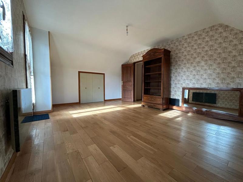 Maison - 167 m² - 4 pièces