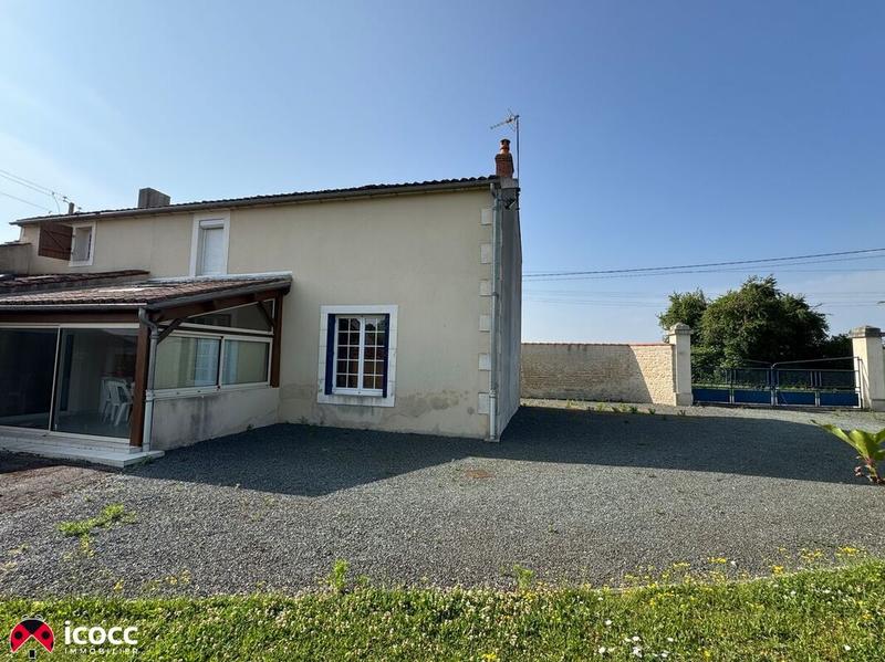 Maison en pierre - 155 m² - 6 pièces