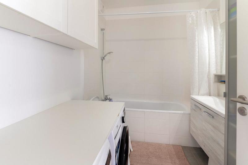 Appartement - 96 m² - 5 pièces