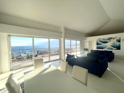 Appartement - 142 m² - 4 pièces