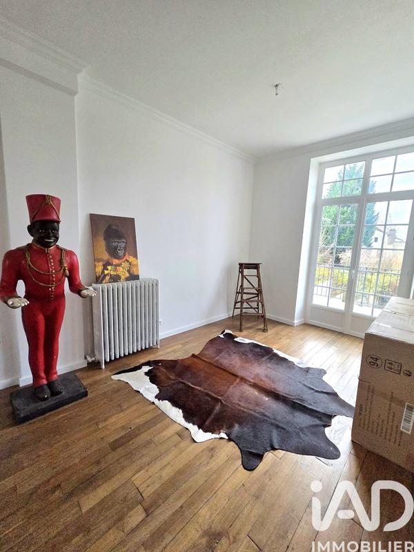 Maison - 225 m² - 6 pièces