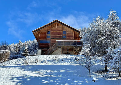 Maison - 201 m² - 7 pièces