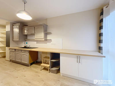 Appartement - 87 m² - 4 pièces