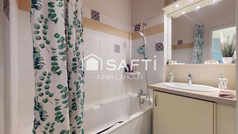 Appartement - 75 m² - 3 pièces