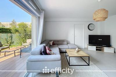 Appartement - 82 m² - 4 pièces