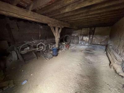 Grange - 150 m² - 2 pièces