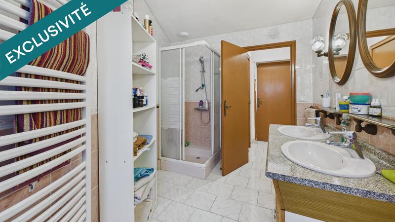 Maison - 200 m² - 6 pièces