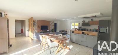 Maison - 200 m² - 8 pièces