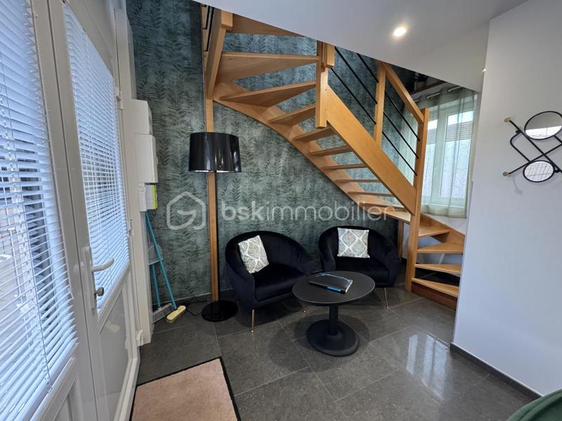 Immeuble - 160 m² - 8 pièces