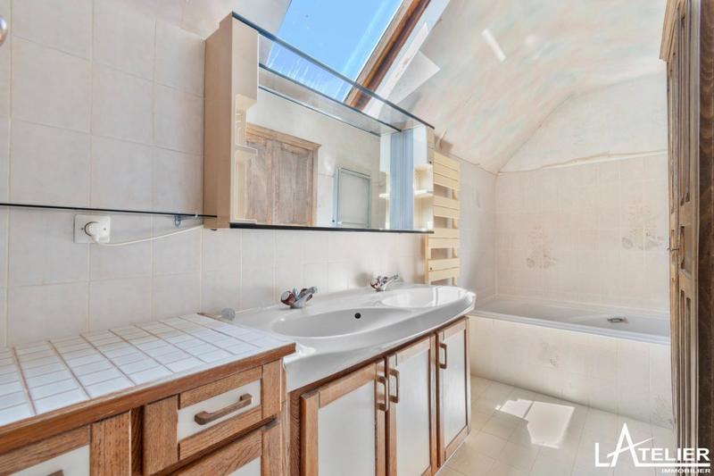 Maison - 145 m² - 7 pièces