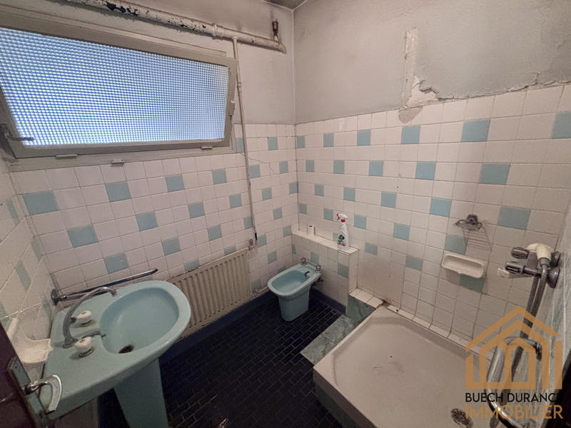 Appartement - 100 m² - 4 pièces