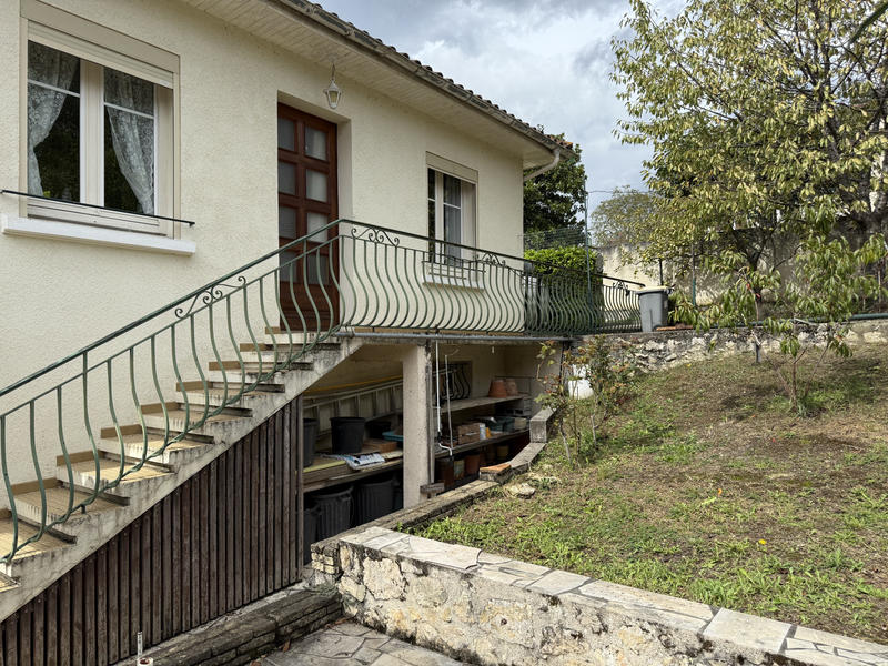 Maison - 90 m² - 5 pièces