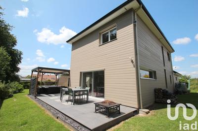 Maison - 140 m² - 7 pièces