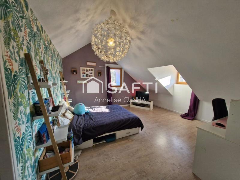 Maison - 157 m² - 6 pièces