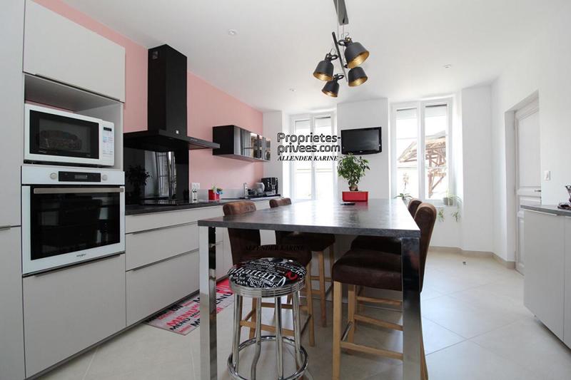 Maison - 140 m² - 5 pièces